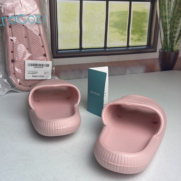 UltraCozy Comfort Slide Sandals - Picture 4 of 4